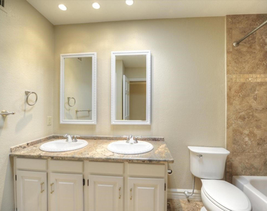 6548 E Presidio Road - Photo Thumbnail 8