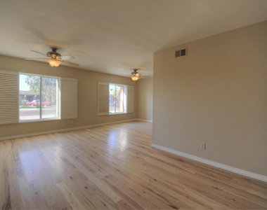 6548 E Presidio Road - Photo Thumbnail 4