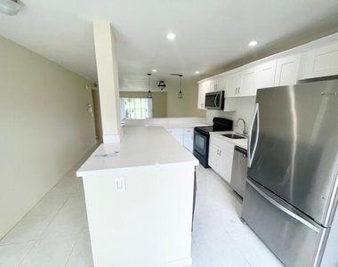 13757 Flora Place - Photo Thumbnail 6