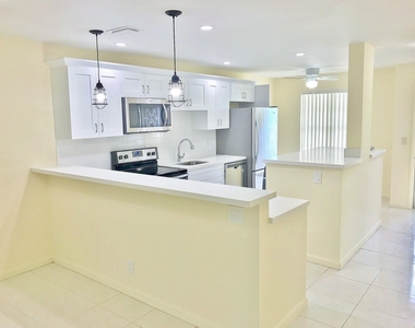 13757 Flora Place - Photo Thumbnail 9