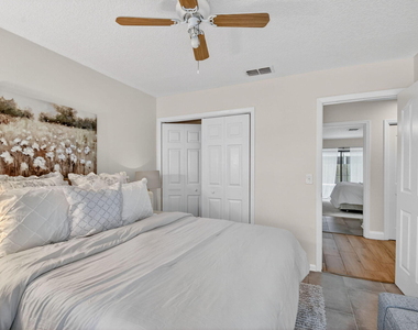 12260 Old Country Road S - Photo Thumbnail 29