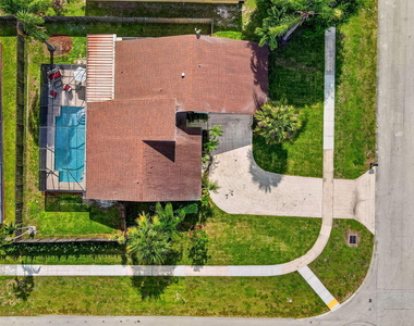 12260 Old Country Road S - Photo Thumbnail 60