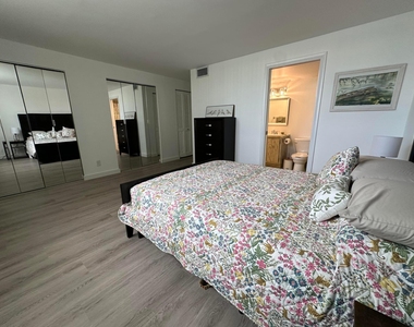 141 Se 3rd Avenue - Photo Thumbnail 20
