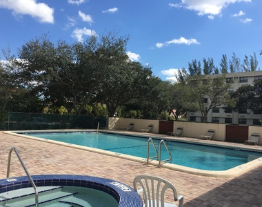2501 Riverside Drive - Photo Thumbnail 1