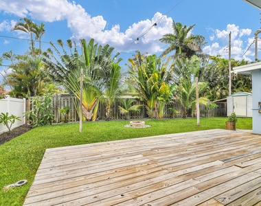 909 Se 16 Place - Photo Thumbnail 26