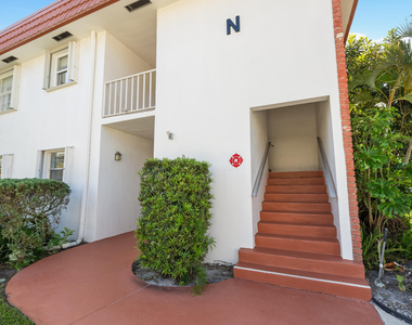 2600 Se Ocean Boulevard - Photo Thumbnail 8