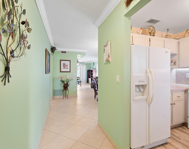 2600 Se Ocean Boulevard - Photo Thumbnail 11