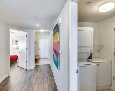 2650 Lake Shore Drive - Photo Thumbnail 20