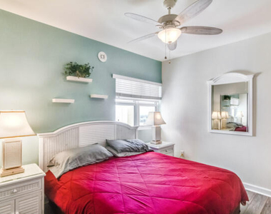 2650 Lake Shore Drive - Photo Thumbnail 16