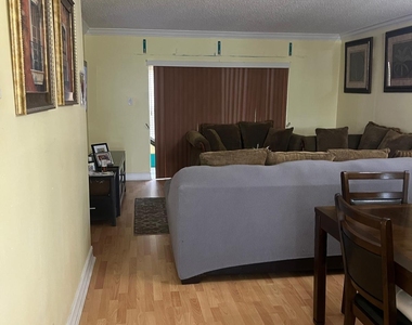 9905 Twin Lakes Drive - Photo Thumbnail 1