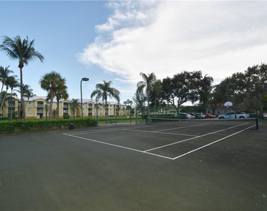2640 S University Drive - Photo Thumbnail 16