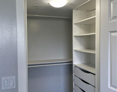 2640 S University Drive - Photo Thumbnail 10