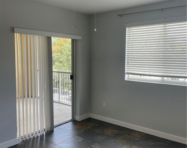 2640 S University Drive - Photo Thumbnail 7