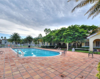 2640 S University Drive - Photo Thumbnail 14
