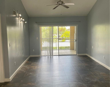 2640 S University Drive - Photo Thumbnail 2