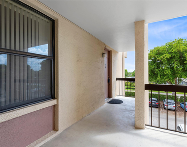 8429 Forest Hills Drive - Photo Thumbnail 23