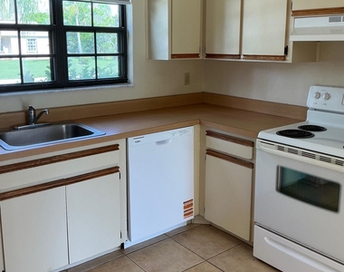 1537 Se Arenson Lane - Photo Thumbnail 1