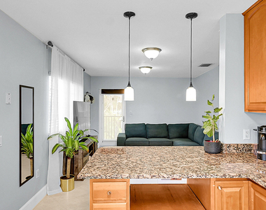 410 Sw 15th Street - Photo Thumbnail 11