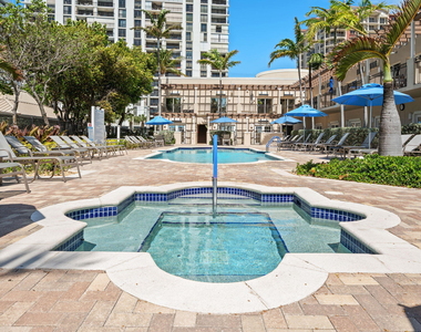 2001 N Ocean Boulevard - Photo Thumbnail 25