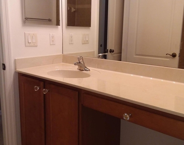 2410 Se Union Park Drive - Photo Thumbnail 20