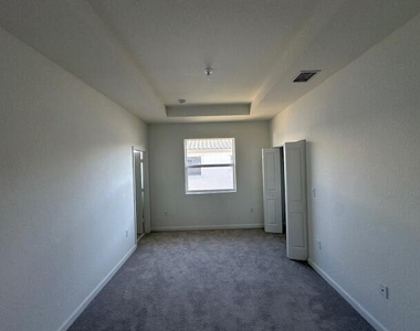 1154 Se 2 Street - Photo Thumbnail 12