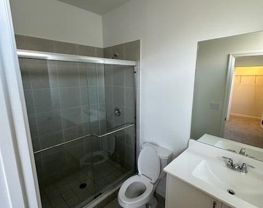 1154 Se 2 Street - Photo Thumbnail 15