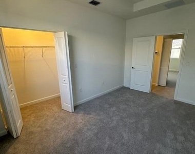 1154 Se 2 Street - Photo Thumbnail 13
