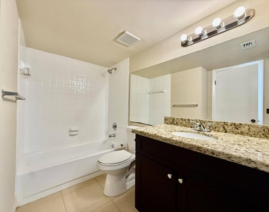 9901 Westview Drive - Photo Thumbnail 2