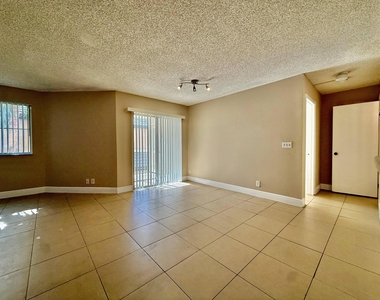 9901 Westview Drive - Photo Thumbnail 7