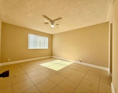 9901 Westview Drive - Photo Thumbnail 5
