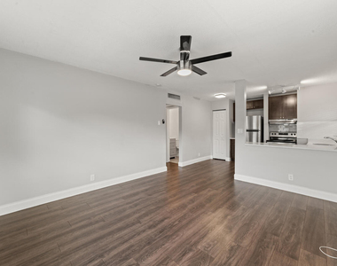 732 Se 15th Street - Photo Thumbnail 7
