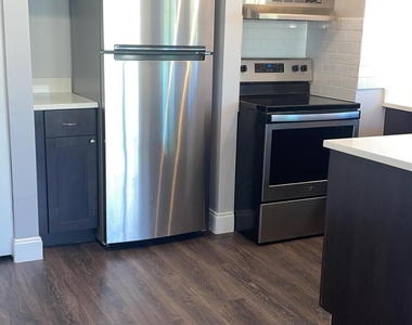 732 Se 15th Street - Photo Thumbnail 1