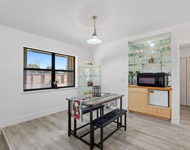 434 Sw Jeanne Avenue - Photo Thumbnail 7