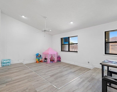 434 Sw Jeanne Avenue - Photo Thumbnail 14
