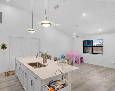 434 Sw Jeanne Avenue - Photo Thumbnail 25