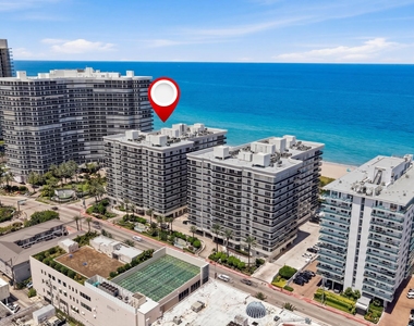 9595 Collins Avenue - Photo Thumbnail 6