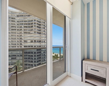9595 Collins Avenue - Photo Thumbnail 38