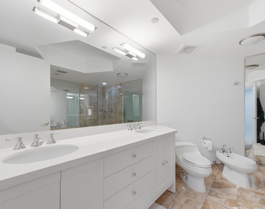 9595 Collins Avenue - Photo Thumbnail 32