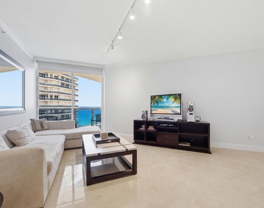 9595 Collins Avenue - Photo Thumbnail 13
