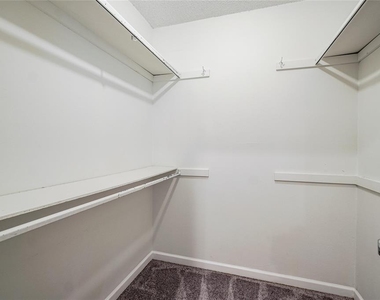 1528 Apollo Road - Photo Thumbnail 9