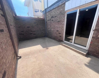 2105 Nw 118th Terrace - Photo Thumbnail 15