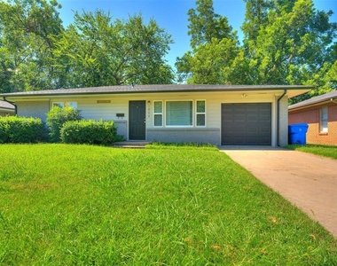 1800 Melrose Drive - Photo Thumbnail 20