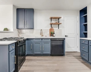 3613 Nw 53rd Street - Photo Thumbnail 4