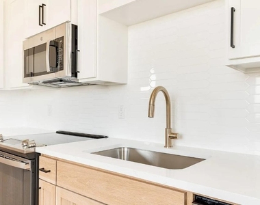 1701 Wheeler Street - Photo Thumbnail 1