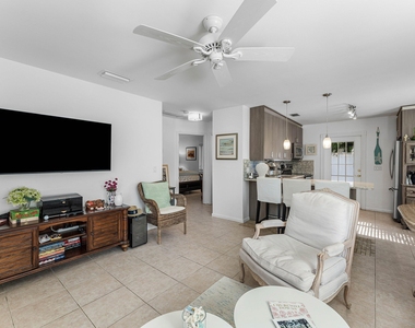 334 Ne 7th Avenue - Photo Thumbnail 6