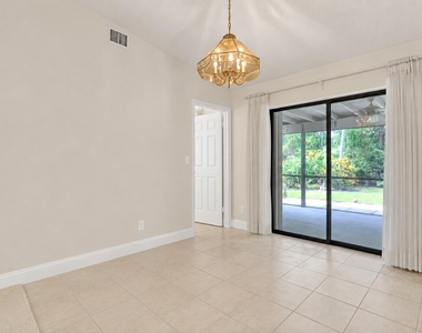 5548 Shirley Drive - Photo Thumbnail 10