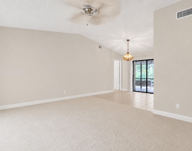 5548 Shirley Drive - Photo Thumbnail 7