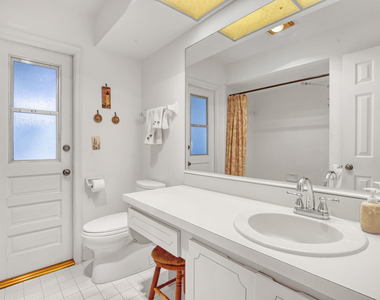 5548 Shirley Drive - Photo Thumbnail 20