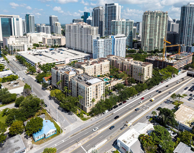520 Se 5th Avenue - Photo Thumbnail 25