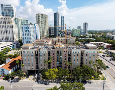 520 Se 5th Avenue - Photo Thumbnail 48